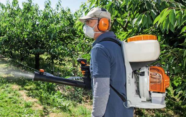 Выбор бензинового садового опрыскивателя