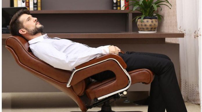 Преимущества покупки кресла для руководителя б/у