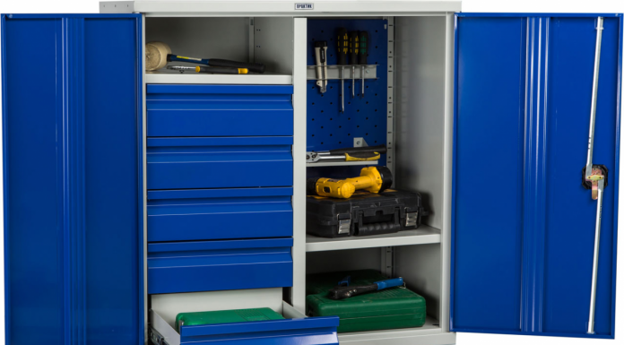 Какие бывают шкафы для инструментов