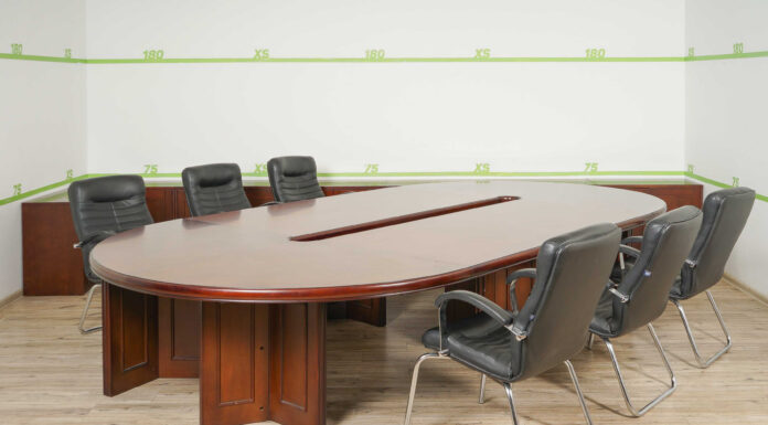 Критерии выбора стола для переговоров