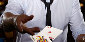 Какой смысл играть в азартные игры через интернет?