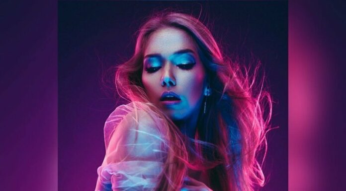 Фото в студии с неоновым освещением – дайте фотографии новых красок