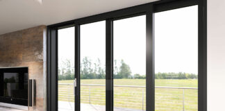 Что такое панорамное остекленение и где можно его заказать?