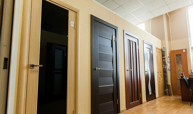 Что следует знать о пластиковых дверях?