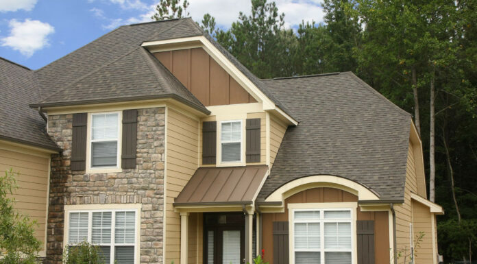 Преимущества и недостатки окон эконом и премиум