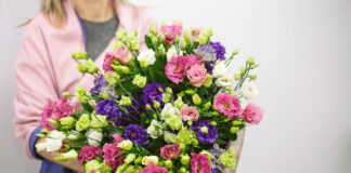 Как правильно пользоваться доставкой цветов