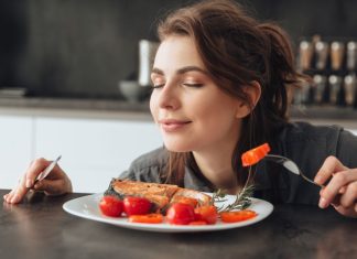 Где заказать покушать в интернете?