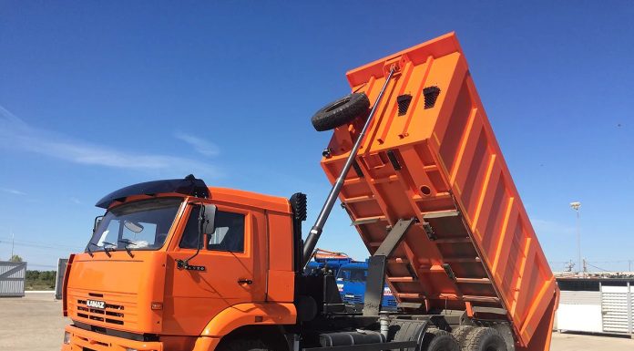 Аренда самосвала: что следует знать про услугу?