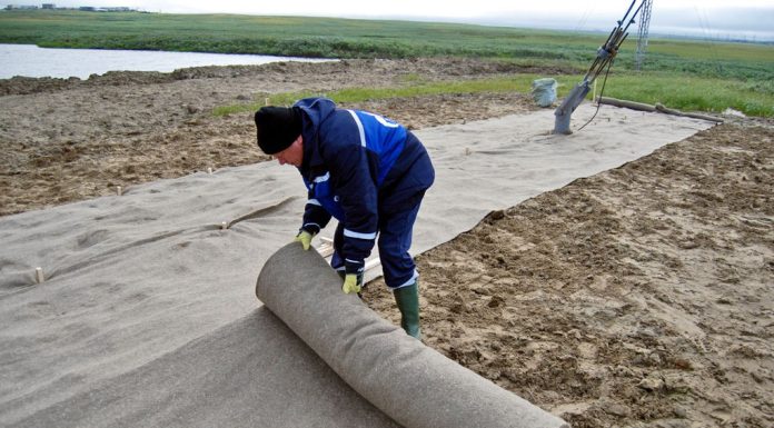 Геотекстиль в Москве: что это за материал и где он используется