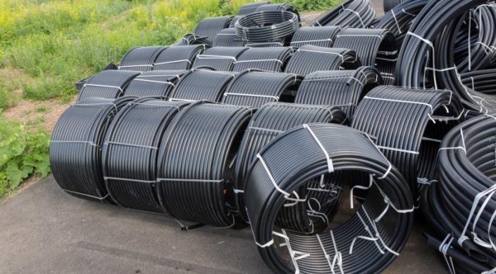 Какими свойствами обладает труба ПЭ 100 SDR 17, и что означает ее маркировка