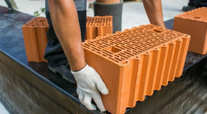 Какие стройматериалы закупают этой весной жители Ярославля, имеющие участки