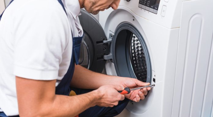 К кому обратиться, чтобы бытовой прибор работал, как новый