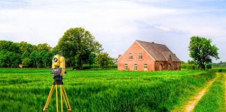 Кто занимается определением границ и размеров земельного участка в Санкт-Петербурге