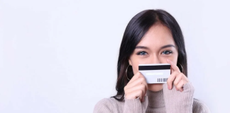 Причины заказать карту мир от Сбербанка