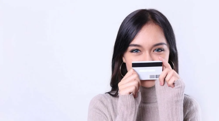 Причины заказать карту мир от Сбербанка