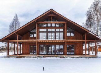 Почему строительство домов из дерева популярно, и каким способом их строят в последнее время