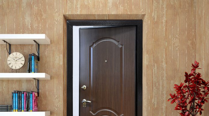 Полезная информация о выборе входных дверей