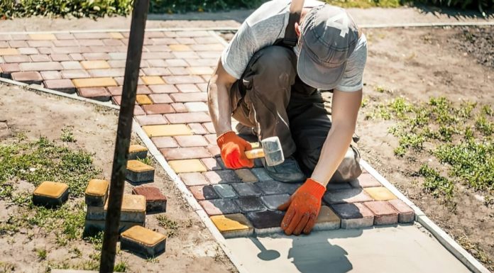 Укладка брусчатки в Москве: помощь в выборе