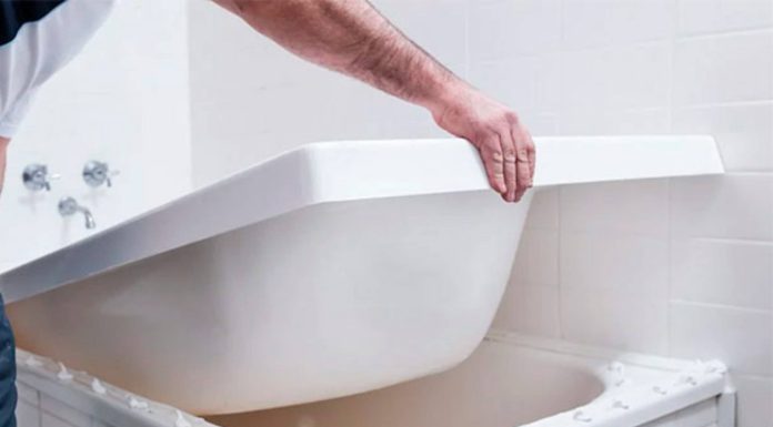 Зачем нужен акриловый вкладыш в ванну: советы