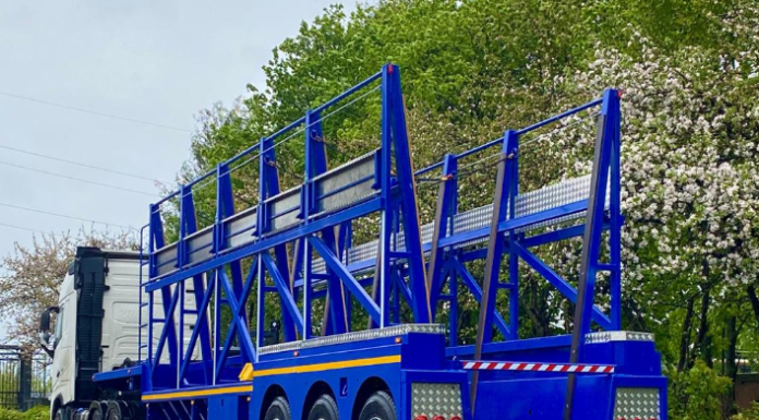 Почему выгодней взять панелевоз в аренду: советы