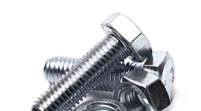 Виды латунного крепежа: от винтов до гаек