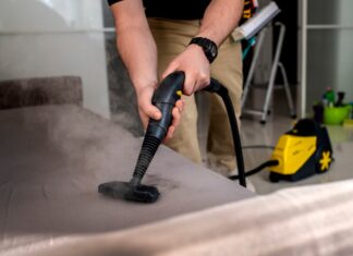 Регулярная химчистка мебели продлевает срок ее службы