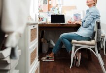 Топ ошибок при обустройстве домашнего офиса: как выбрать правильное освещение, мебель и технику