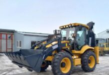 Аренда экскаватора-погрузчика: плюсы, сферы применения и универсальность техники