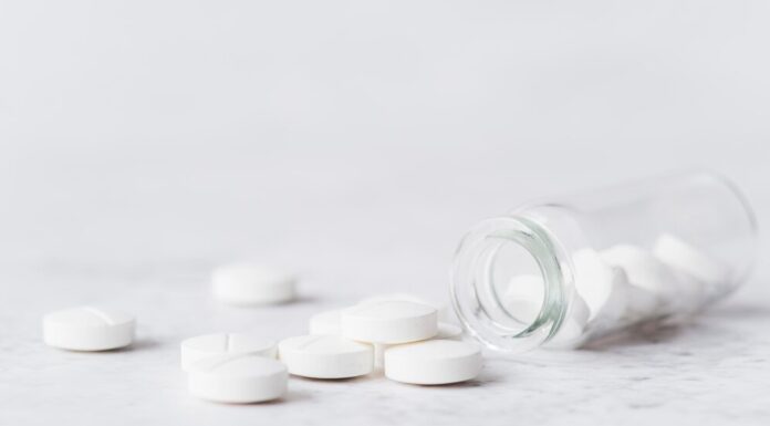 Как повысить гемоглобин с помощью аптечных препаратов: советы врачей