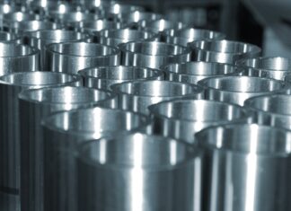 Металлические изделия в сельском хозяйстве: техника и оборудование