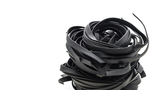 Как выбрать резиновый уплотнитель для алюминиевого профиля в зависимости от условий эксплуатации