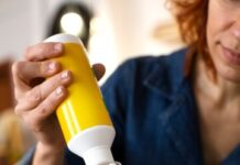 Почему герметики для дерева незаменимы в строительстве и ремонте