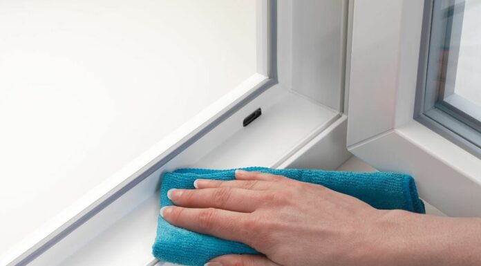 Какого размера должен быть пластиковый подоконник