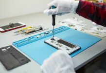 Почему стоит доверить ремонт телефона профессионалам в Алматы
