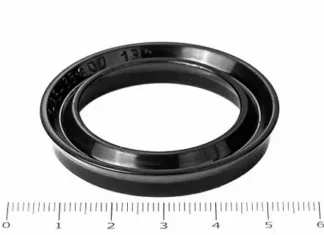 Контроль утечек в производстве: уплотнители, герметики, манжеты — что работает лучше?