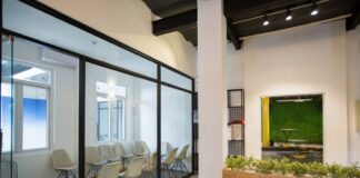 Как выбрать производителя стеклянных перегородок: на что обратить внимание