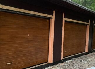 Секционные ворота в Санкт-Петербурге: виды и особенности выбора