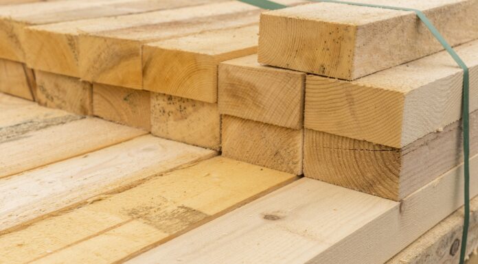 Как выбрать качественный клееный брус: 5 параметров, на которые смотрят профессионалы