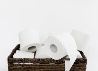 Туалетная бумага бытовая: как выбрать оптимальный вариант для дома