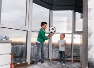 Остекление балконов и лоджий в Москве: как повысить комфорт и функциональность жилья