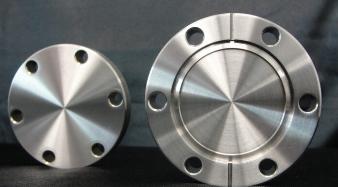 Судовые детали: фланцы и заглушки трубопроводов