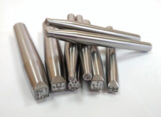 Как выбрать ударные клейма для маркировки металла: руководство по материалам и типам